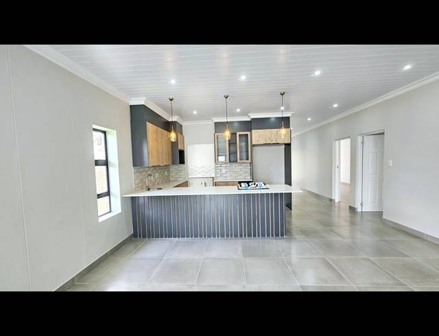 3 BEDROOM HOUSE FOR SALE IN DANA BAY